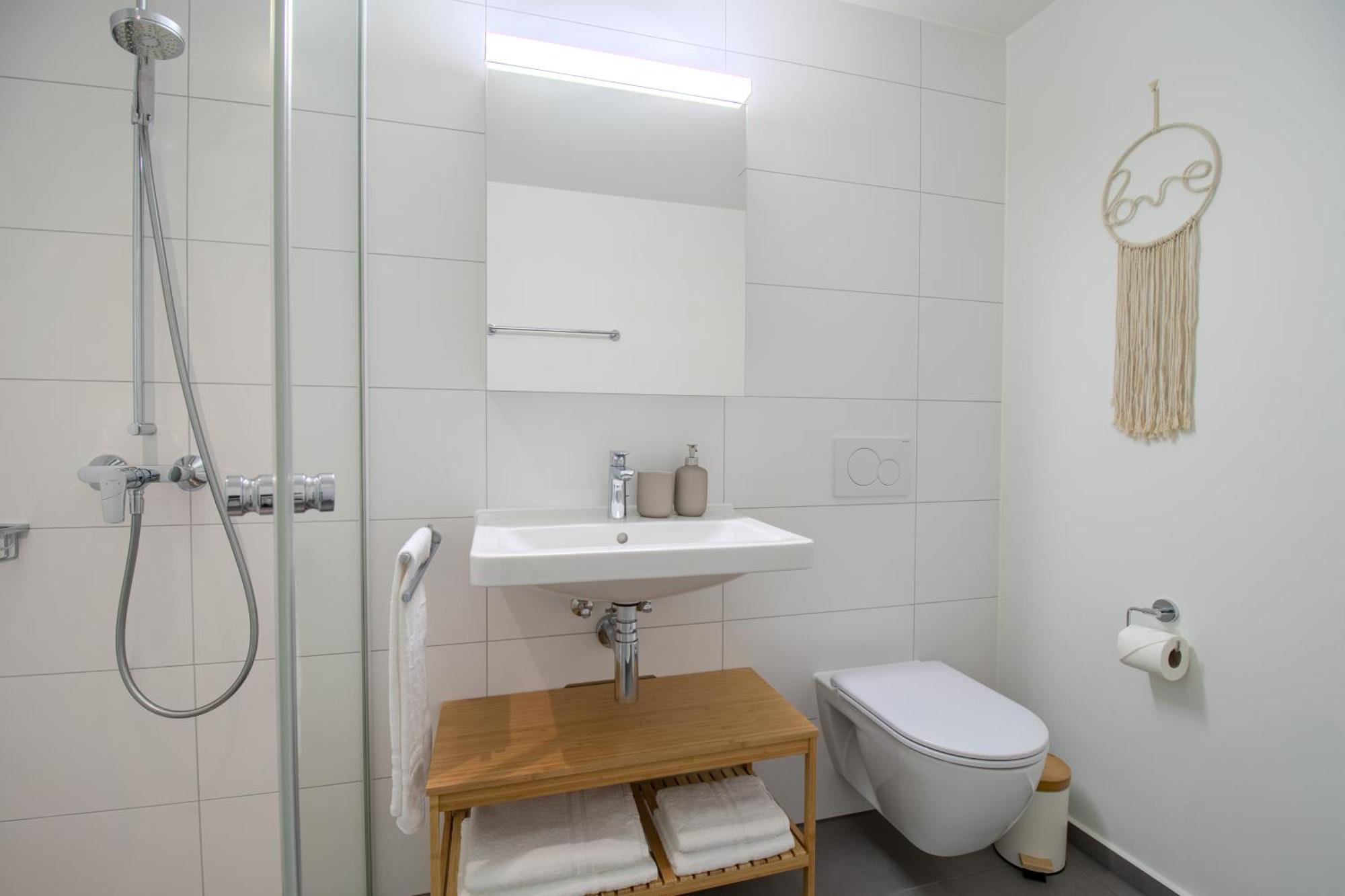 Loewe Apartments Am Rheinfall Neuhausen Am Rheinfall Zewnętrze zdjęcie